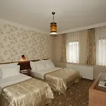 Hotel Senabil Old & 4*