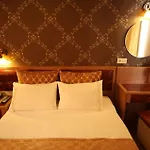 Senabil Old & Hotel Estambul