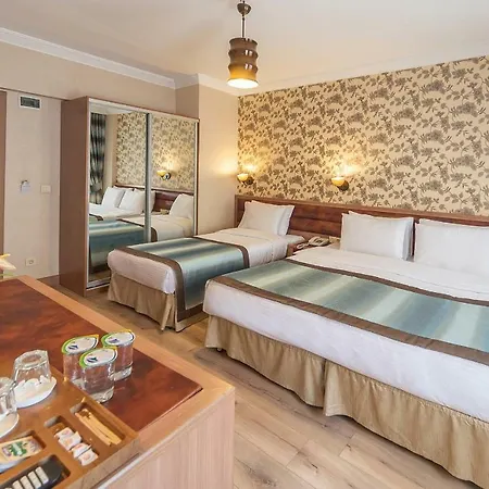 Hotel Senabil Old & 3*