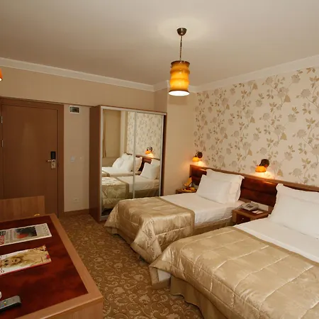 Senabil Old & 4*
