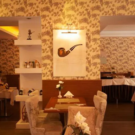 Ξενοδοχείο Senabil Old & 4*