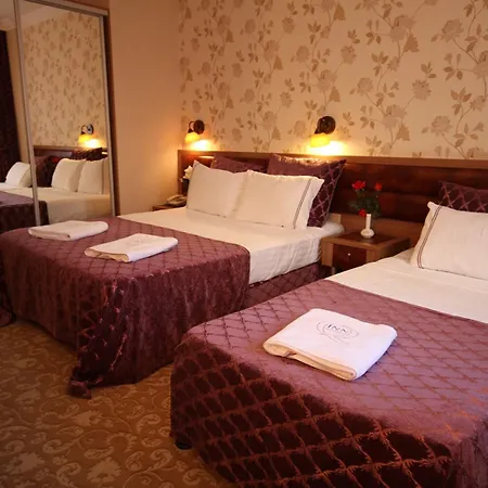 Senabil Old & Hotel 3*