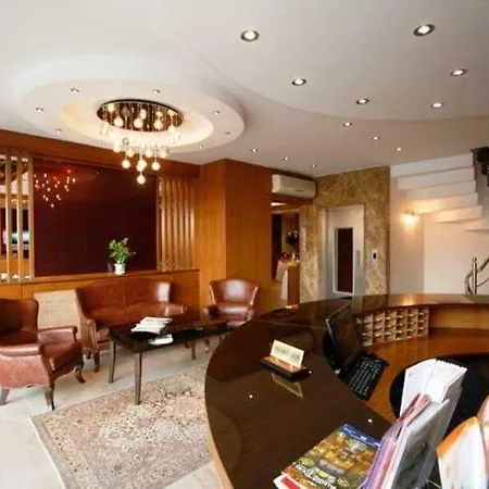 Senabil Old & Hotel 3*